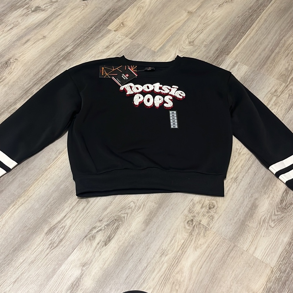 NWT Southpole Medium Tootsie Pops Black Red White Sequin Sweatshirt - Picture 3 of 5